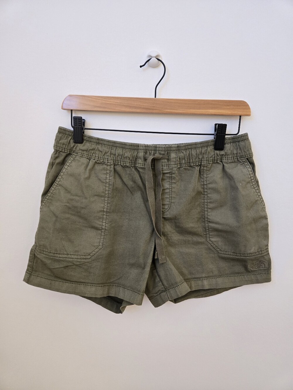 The North Face Olive Green Casual Shorts Women’s Drawstring Utility Shorts Small - Picture 1 of 8